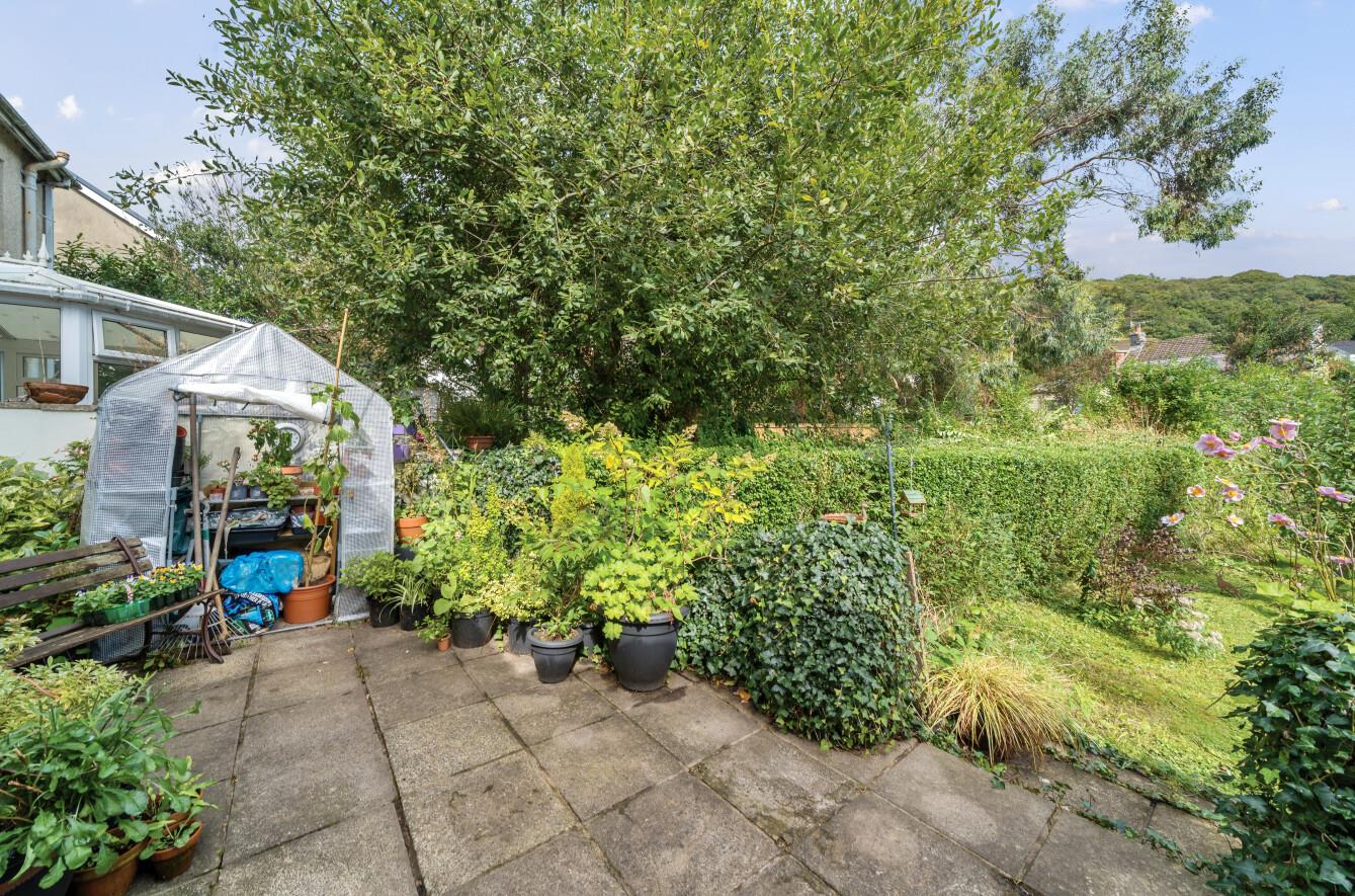 Bassett Terrace, Llanelli, SA15 4DY